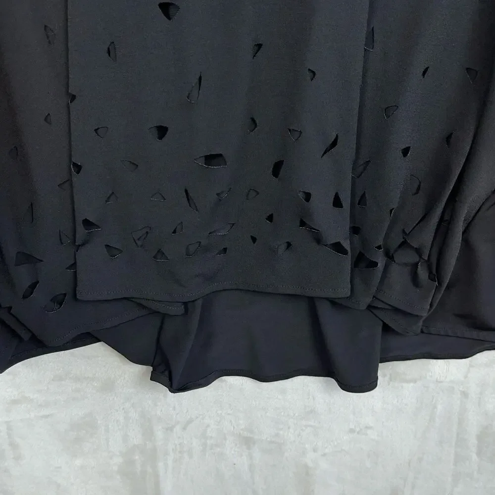 IC Collection Connie K Laser Cut Tunic Top 1X Black Lagenlook Bell Sleeve USA